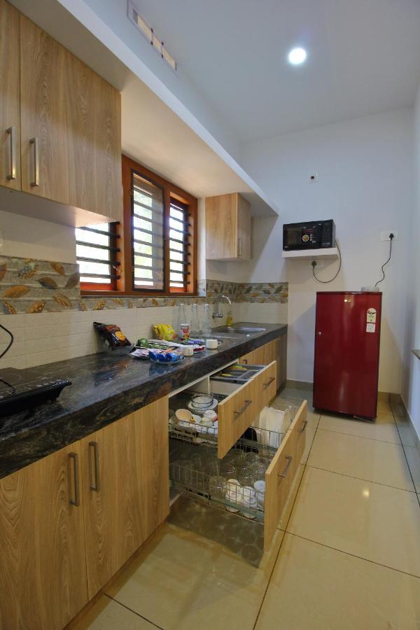 Tall Trees - Modern Forest Villa In Wayanad 술탄 바테리 외부 사진